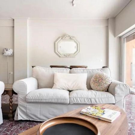 Flisvos Marina Refurbished Apartment Athens Ngoại thất bức ảnh