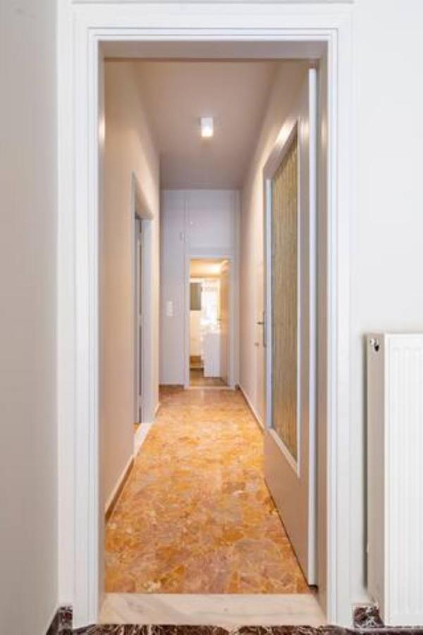 Flisvos Marina Refurbished Apartment Athens Ngoại thất bức ảnh