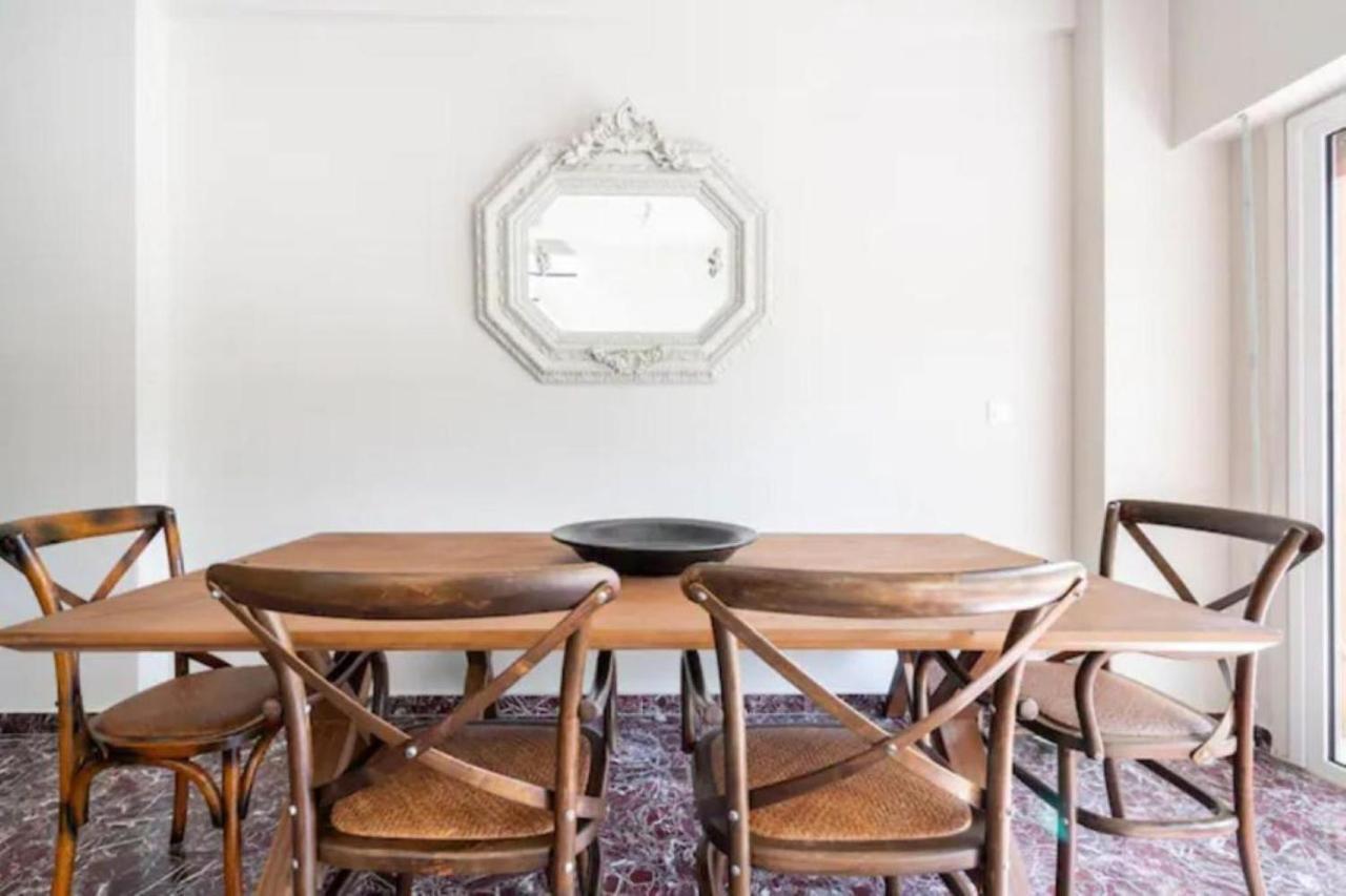 Flisvos Marina Refurbished Apartment Athens Ngoại thất bức ảnh